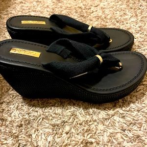 Size 7.0 favorite for summer elegant black sandals